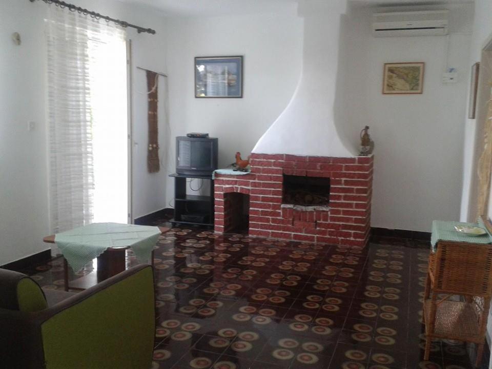 Apartman On The Beach - Nemira, Omis Apartment Ngoại thất bức ảnh