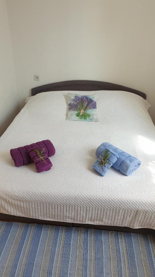 Apartman On The Beach - Nemira, Omis Apartment Ngoại thất bức ảnh